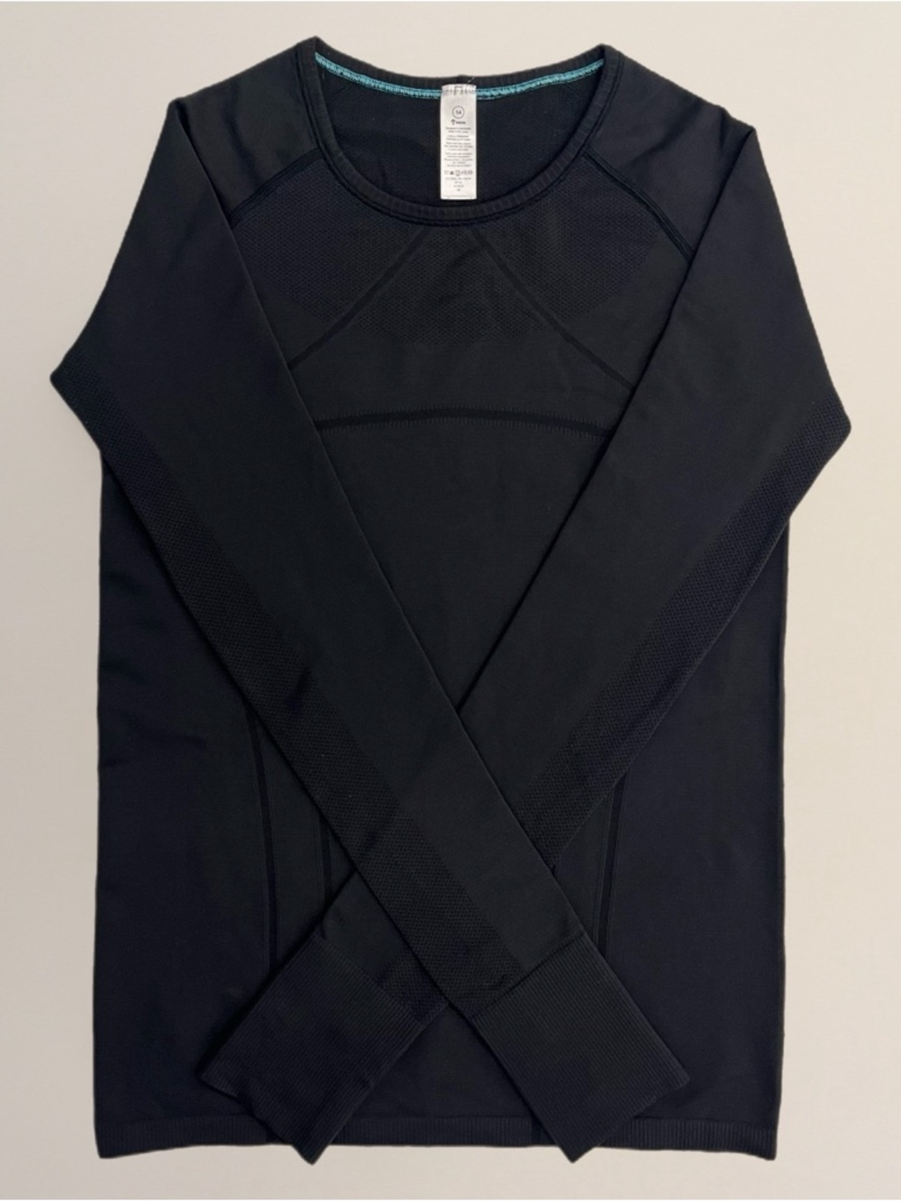 💎 Ivivva by Lululemon Black Fly Tech Long Sleeve Shirt w/ Teal Stitching